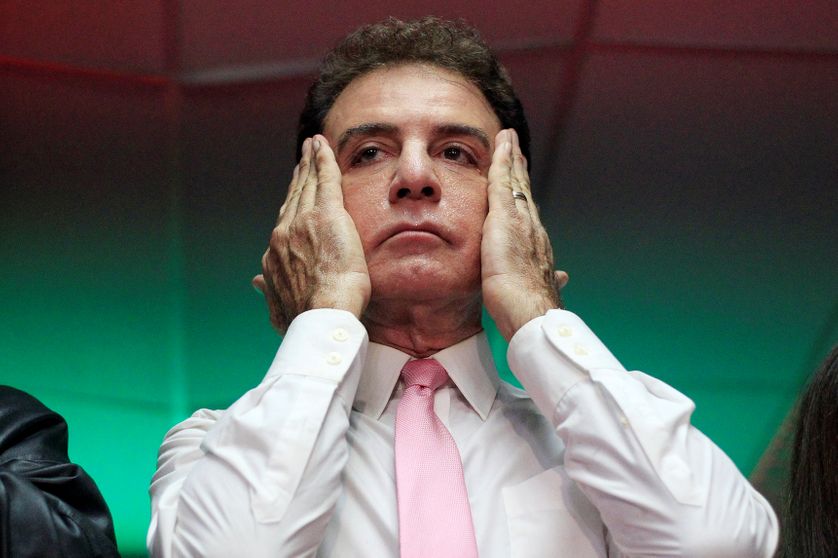 Salvador Nasralla Salum, ingénieur, présentateur de télévision, candidat de l'opposion de gauche et du parti anti-corruption, a des parents d'origine paslestinienne