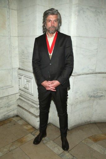 Le romancier norvégien Karl Ove Knausggard assiste à la cérémonie des Lions de la Bibliothèque 2015 le 2 novembre 2015 à New York.