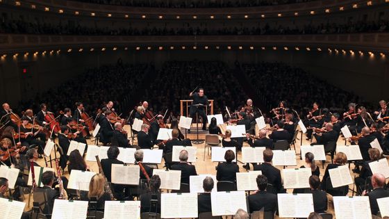 Andris Nelsons leading the Boston Symphony Orchestra in Mahler's 'Symphony No. 6' on Friday night, April 17, 2015 ©Getty - Hiroyuki Ito
