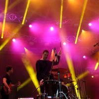 Rhye lors d'un concert à Lisbonne cet été