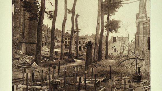 Cimetière durant la première guerre mondiale ©Maxppp - Philippe Clément