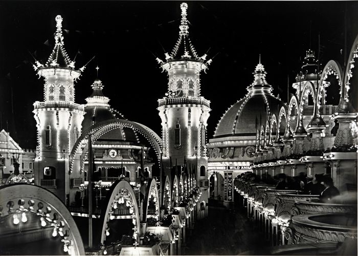 Luna Park de nuit en 1906