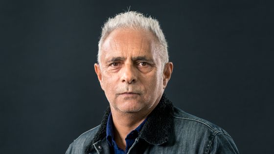 Hanif Kureishi, écrivain, scénariste et dramaturge britannique pendant le Festival international du livre d'Édimbourg le 22 août 2017 ©Getty - Roberto Ricciuti