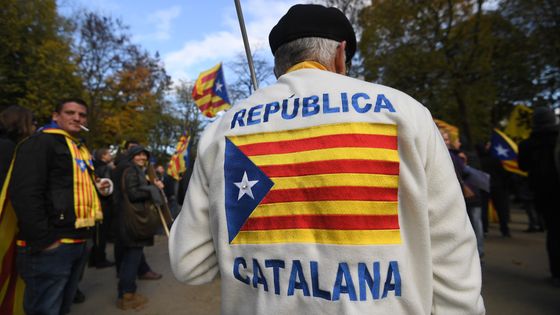 Le 7 décembre dernier, 45.000 personnes ont manifesté pour l'indépendance de la Catalogne à Bruxelles. ©AFP - Emmanuel Dunand