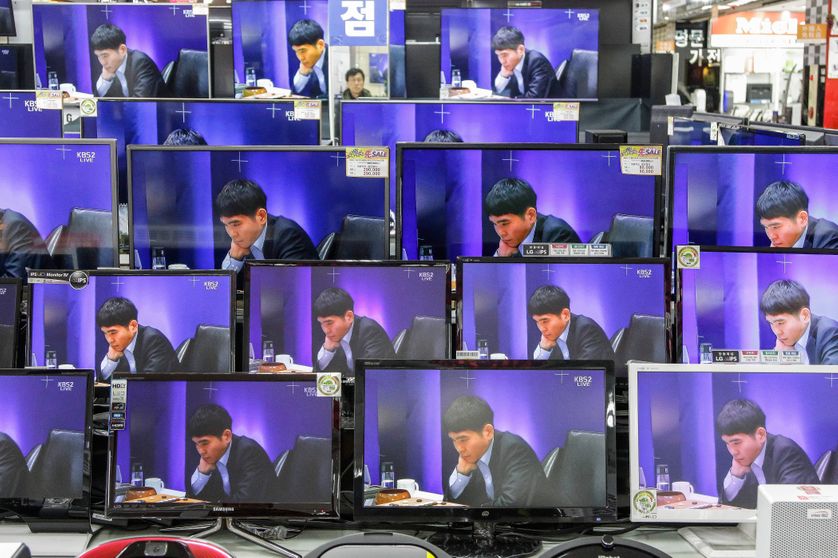 Le programme d'intelligence artificielle de Google AlphaGo face au joueur de Go sud coréen Lee Se-dol en mars 2016