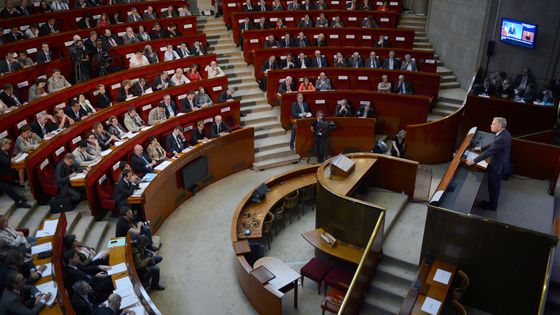 L'hémicycle du Conseil économique, social et environnemental de France (CESE) à Paris. ©AFP - MARTIN BUREAU / POOL