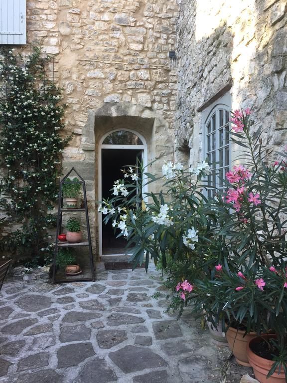 Belles Demeures La Maison des Lauriers Arpaillargues