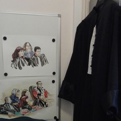 La robe et les dossiers