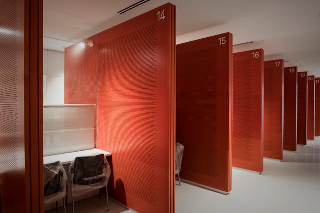 Une partie des 38 box d'accueil personnalisés du justiciable