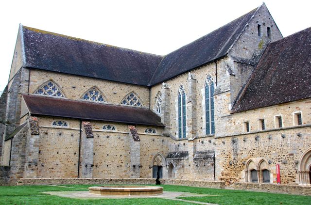 Abbaye royale de l'Epau (Sarthe)