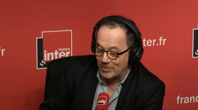 Thomas Legrand ce matin se lance dans un édito politique... en alexandrins !