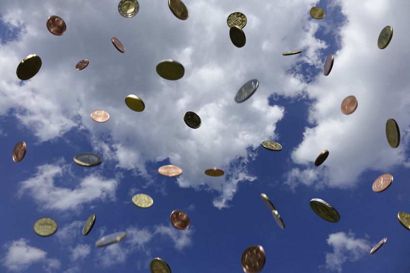 De l'argent tombe du ciel