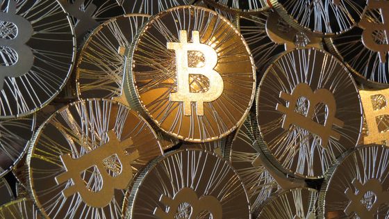 On estime que même si Google engageait la totalité de ses serveurs dans la course, ils ne représenteraient qu’1% de la puissance totale de calcul du réseau de la blockchain, technologie qui sous tend le bitcoin - CC