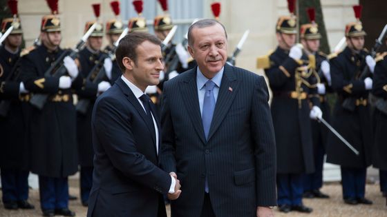 Emmanuel Macron reçoit à l'Elysée la visite du président turc Recep Tayyip Erdogan ©Maxppp - PHILIPPE DE POULPIQUET