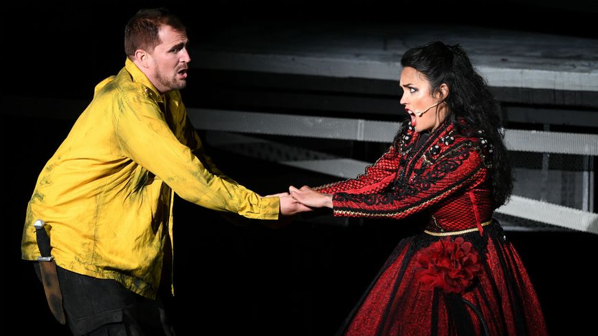 Dabiel Johansson et Gaelle Arquez dans Carmen au festival de Bregenz en Autriche (2017)