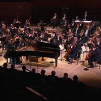 L'Orchestre philharmonique de Radio France joue Onslow et Beethoven avec Elisabeth Leonskaja