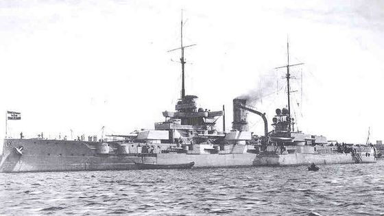 Cuirassé dreadnought, construit pour la marine impériale allemande, le SMS Posen a participé à la bataille du golfe de Riga contre la marine impériale russe et la Royal Navy en août 1915. - Wikicommons/US National Archives photo