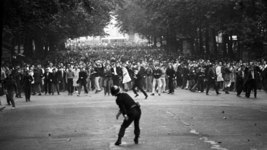 Goksin Sipahioglu Boulevard Saint-Germain, 6 mai 1968.