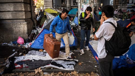 Avant l'évacuation du camp de la Vilette à Paris, Octobre 2016 ©AFP - Lionel BONAVENTURE