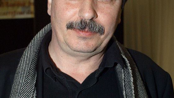Jean Portante à la Foire du Livre de Brive en novembre 2003 ©AFP - DIARMID COURREGES