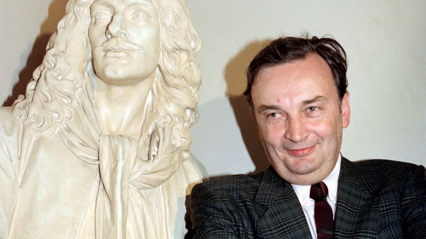 Jacques Lassalle au ministère de la Culture, en 1990