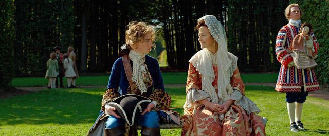 Igor Van Dessel (Louis XV) et Catherine Mouchet (sa gouvernante, Me de Ventadour)