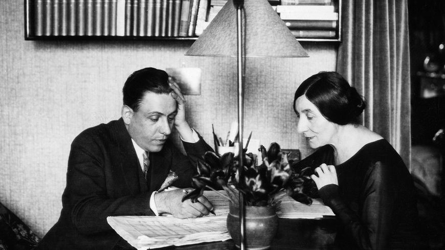 Francis Poulenc et Wanda Landowska, en 1930