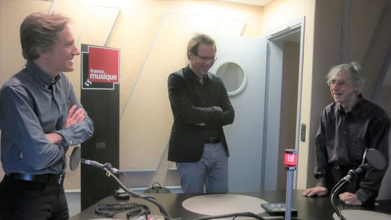 France Musique, studio 152... Philippe Venturini, Christophe Corbier, chargé de recherche au CNRS & Gérard Condé (de g. à d.) ©Radio France - Annick Haumier