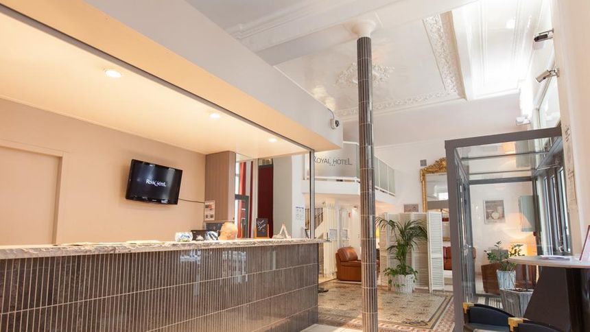 @ROYAL HOTEL GRENOBLE CENTRE ***