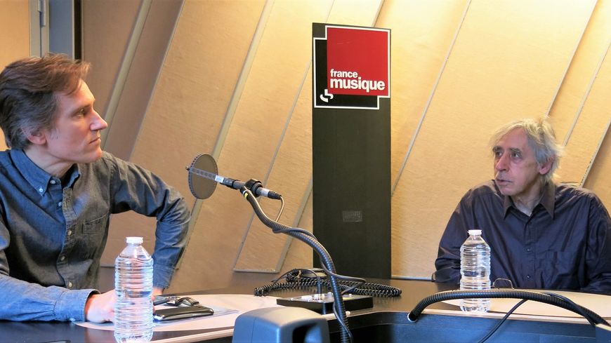 France Musique, studio 152... Philippe Venturini & Gérard Condé, compositeur et critique musical(de g. à d.)
