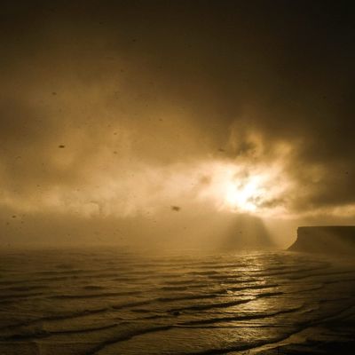 Lever de soleil sur l'océan