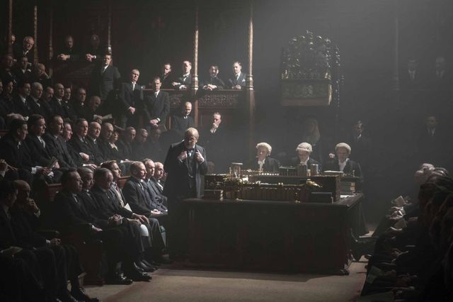Eric Neuhoff : "Entendre une fois de plus le fameux discours le 13 mai 1940 à la Chambre des communes, on est emporté"