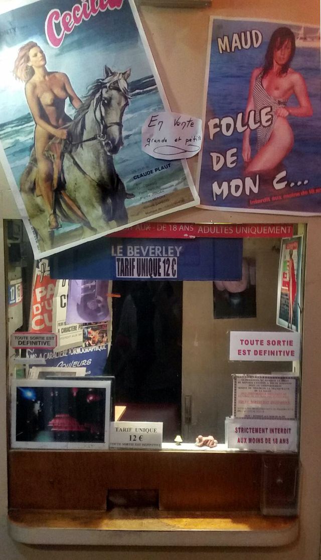 Au Beverly c’est tarif unique et un catalogue de films des années 70 à 90.