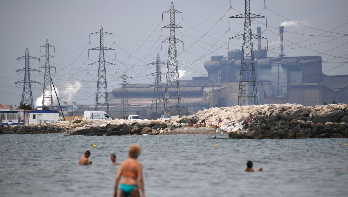 Fos Sur Mer Les Habitants Lancent Des Actions En Justice Contre Les Industriels