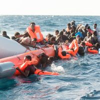 Migrants essayant de traverser la Méditerranée pour aller en Italie, 27 janvier 2018