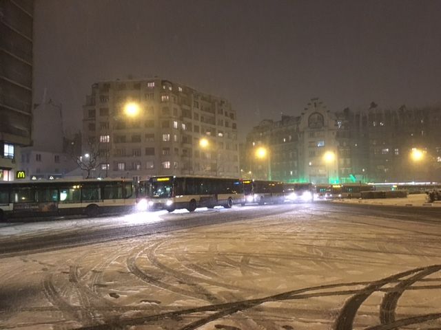 Quelle anticipation et gestion de crise quand les bus rejoignent précipitamment les dépôts et aggravent les embouteillages parisiens ?