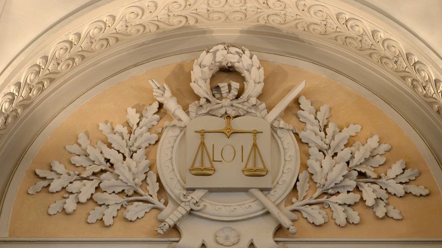 Des sénateurs opposés à un seuil d'âge pour le consentement à un acte sexuel
