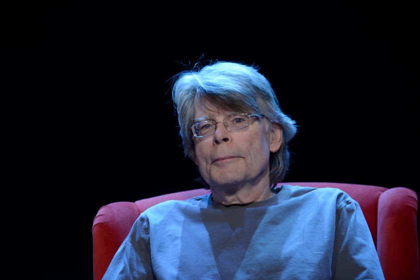 Roman De Stephen King Sur Un Ecrivain Et Sa Fan L’accident - Ép. 1/5 - Stephen King on the radio de Christophe Fiat