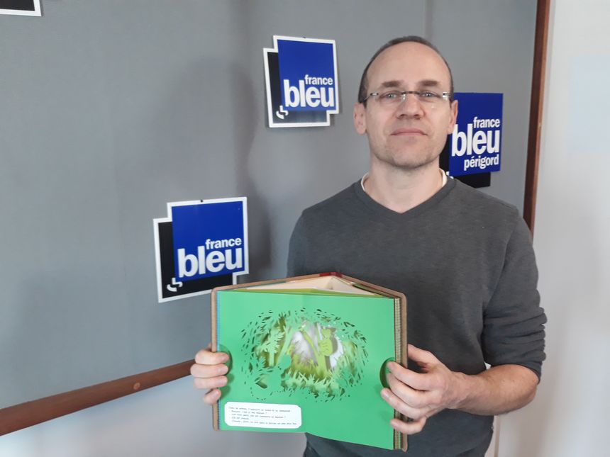 Yannick Beaupuis , auto éditeur à Saint Léon sur Vézère