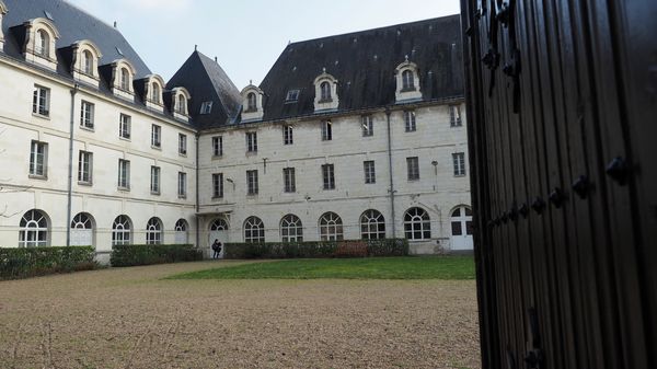 Un chef de choeur du Conservatoire de Tours mis en examen pour viols sur mineurs