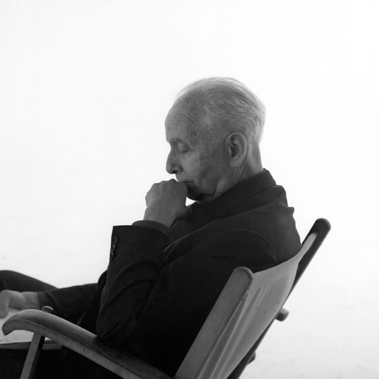 Louis Aragon sur le plateau de l'émission "plain chant" consacrée à la poésie, 1970