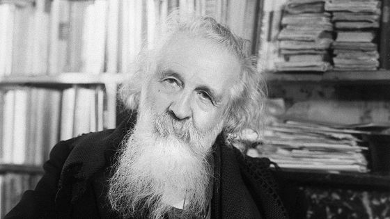 Gaston Bachelard, photographié chez lui à Paris, le 06 novembre 1961. (1884-1962) ©AFP - Afp