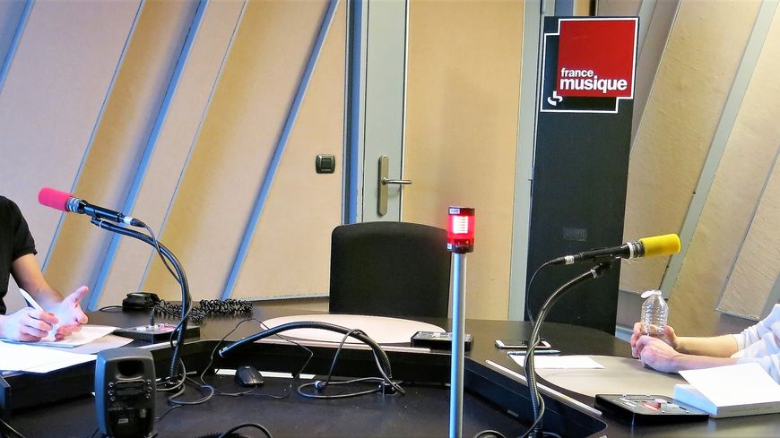 France Musique, studio 152... Philippe Venturini & Olivier Lexa “Monteverdi et Wagner. Penser l’opéra” (g. à d.)