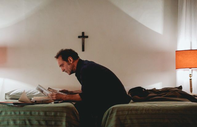Anna a-t-elle vraiment vu la Vierge ? Vincent Lindon enquête