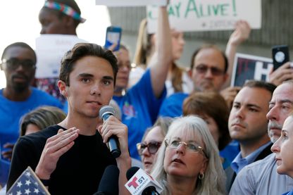 David Hogg, survivant de la fusillade en Floride est devenu porte-parole du mouvement "Gun Control" David Hogg, survivant de la fusillade en Floride est devenu porte-parole du mouvement "Gun Control"