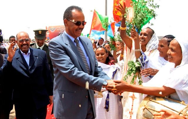 Isaias Afwerki, président de l'Erythrée, le 26 mai 2010, à l'aéroport de Khartoum, au Soudan