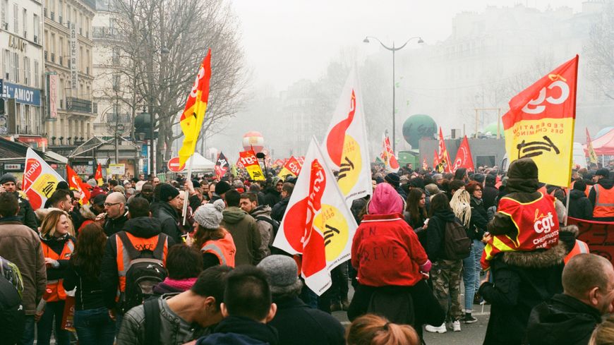 Départ du cortège des cheminots, gare de l'Est, Paris. 22 mars 2018