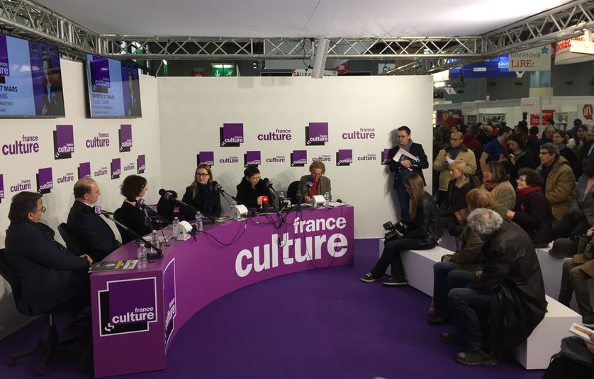 Eric Chol, Julien Vercueil, Isabelle Facon, Tatiana Kastouéva-Jean, Françoise Thom et Christine Ockrent, au Salon du Livre