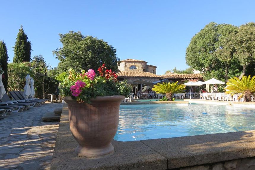 L'Enclos des Lauriers Roses