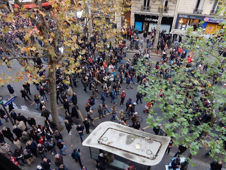 Le cortège du 16 novembre dernier, depuis l'hôtel où sont comptés les manifestants à Paris.
